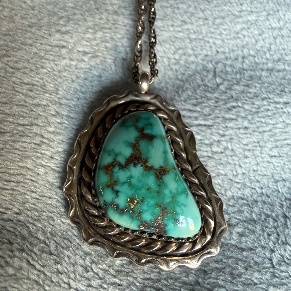 Vintage Navajo Philip White Silver Turquoise Pendant Necklace - Picture 2 of 8